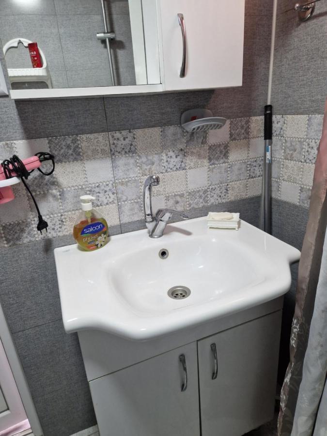 Larisa Apartment Tbilisi Ngoại thất bức ảnh